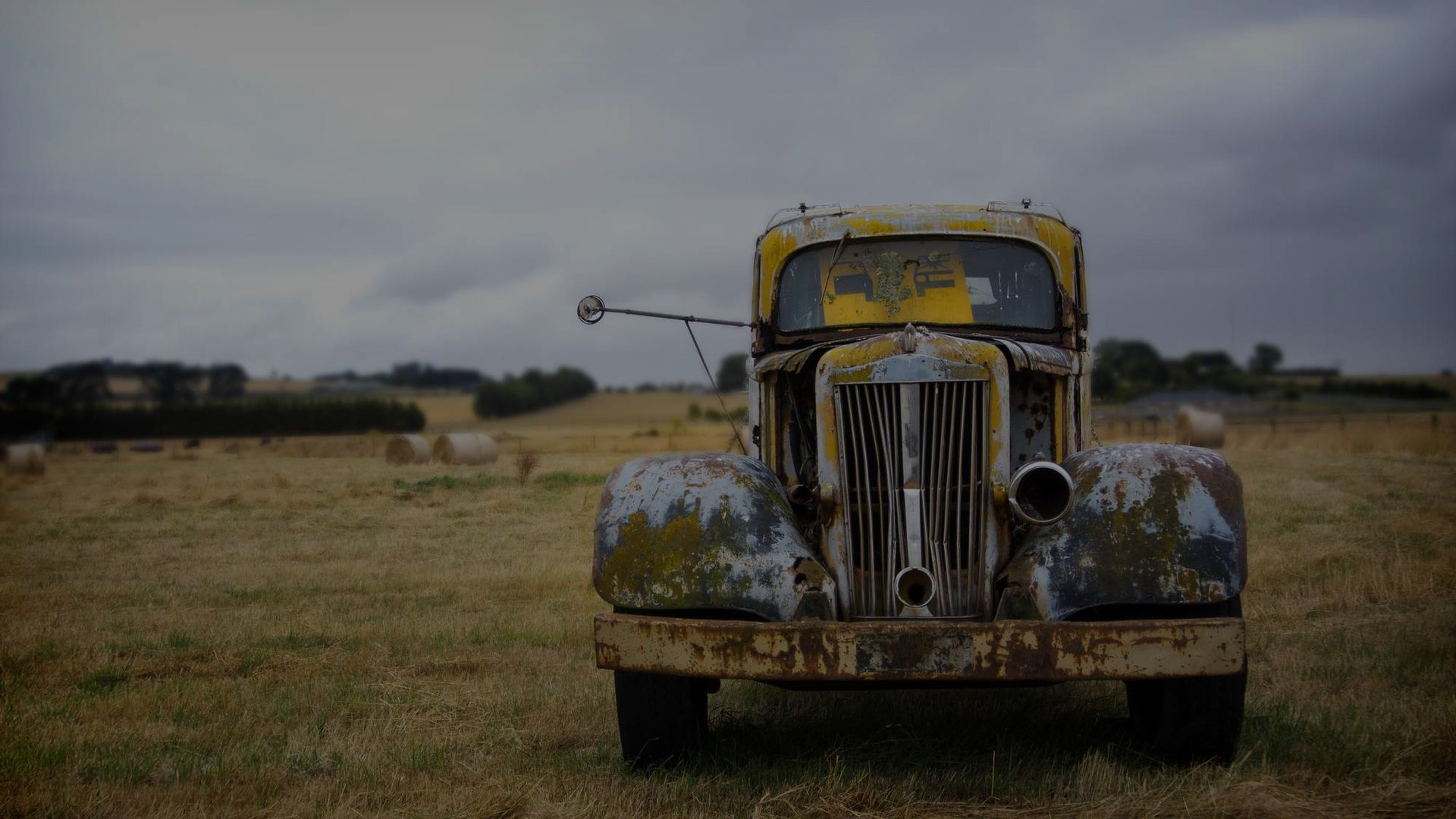 Electric Stacker at Work